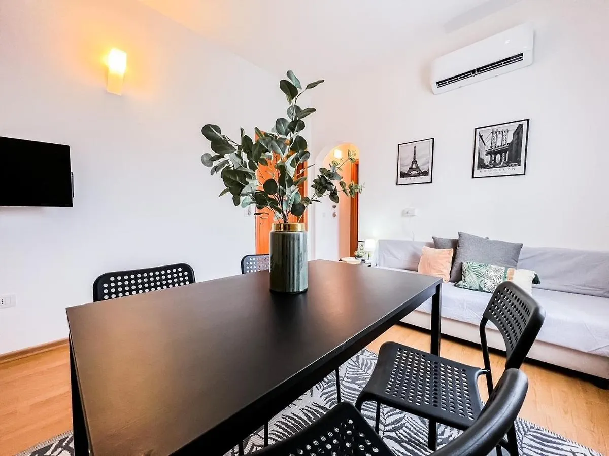Mameli 04 Apartment Olbia 0*,